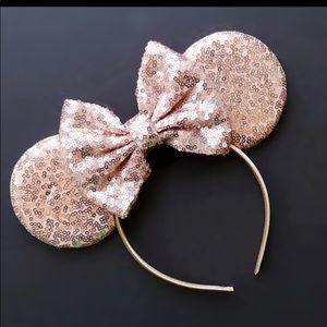 Rose gold Minnie Mouse ears